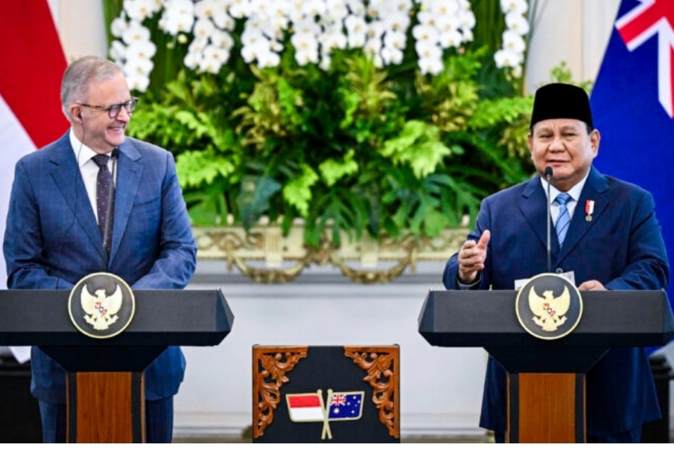 Presiden Republik Indonesia Prabowo Subianto, bersama Perdana Menteri Australia Anthony Albanese (Foto: BPMI Setpres)
