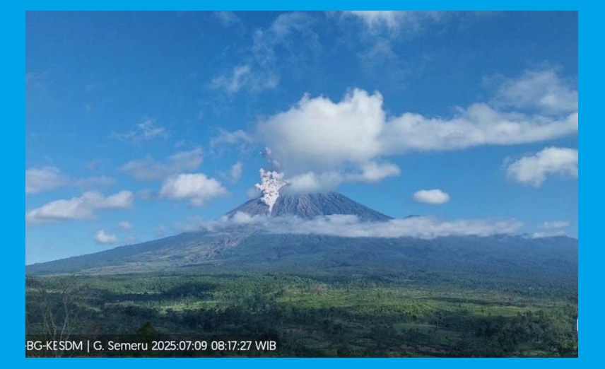 Dok. Gunung Semeru meletus. (Foto: PVMBG)

