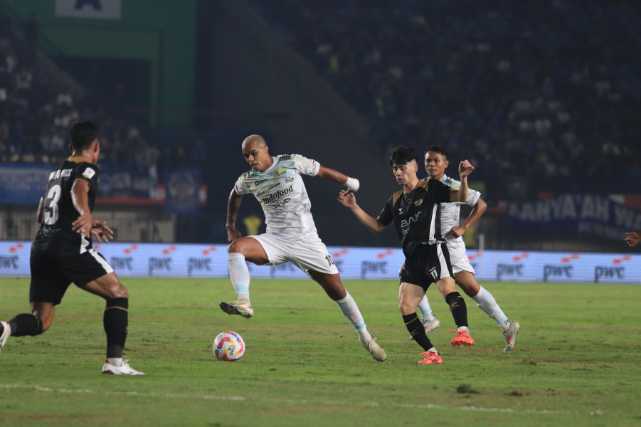 Persib Bandung vs Dewa United (Foto: dok pssi)