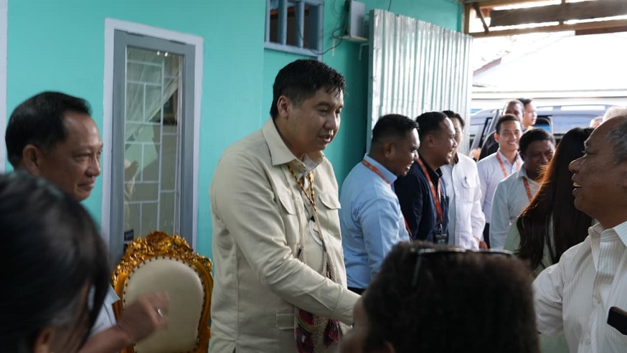 Menteri Ara 3