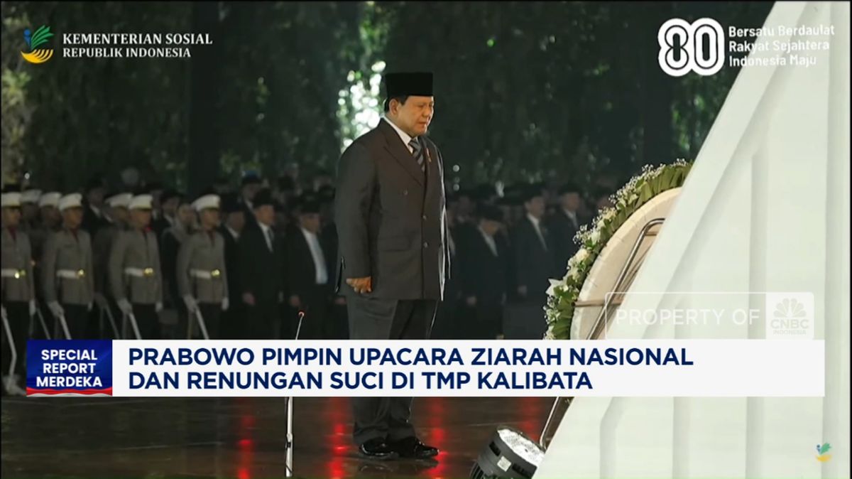 prabowo-pimpin-upacara-ziarah-nasional-renungan-suci-di-tmp-kalibata-1755399270911_169