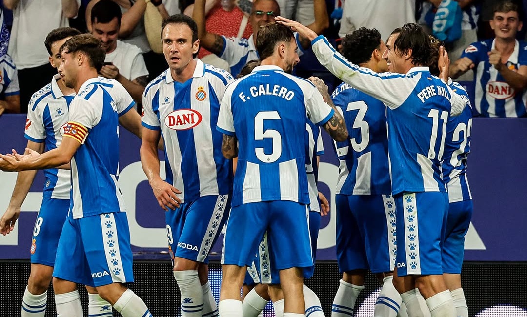 Espanyol taklukkan Mallorca 3-2. 