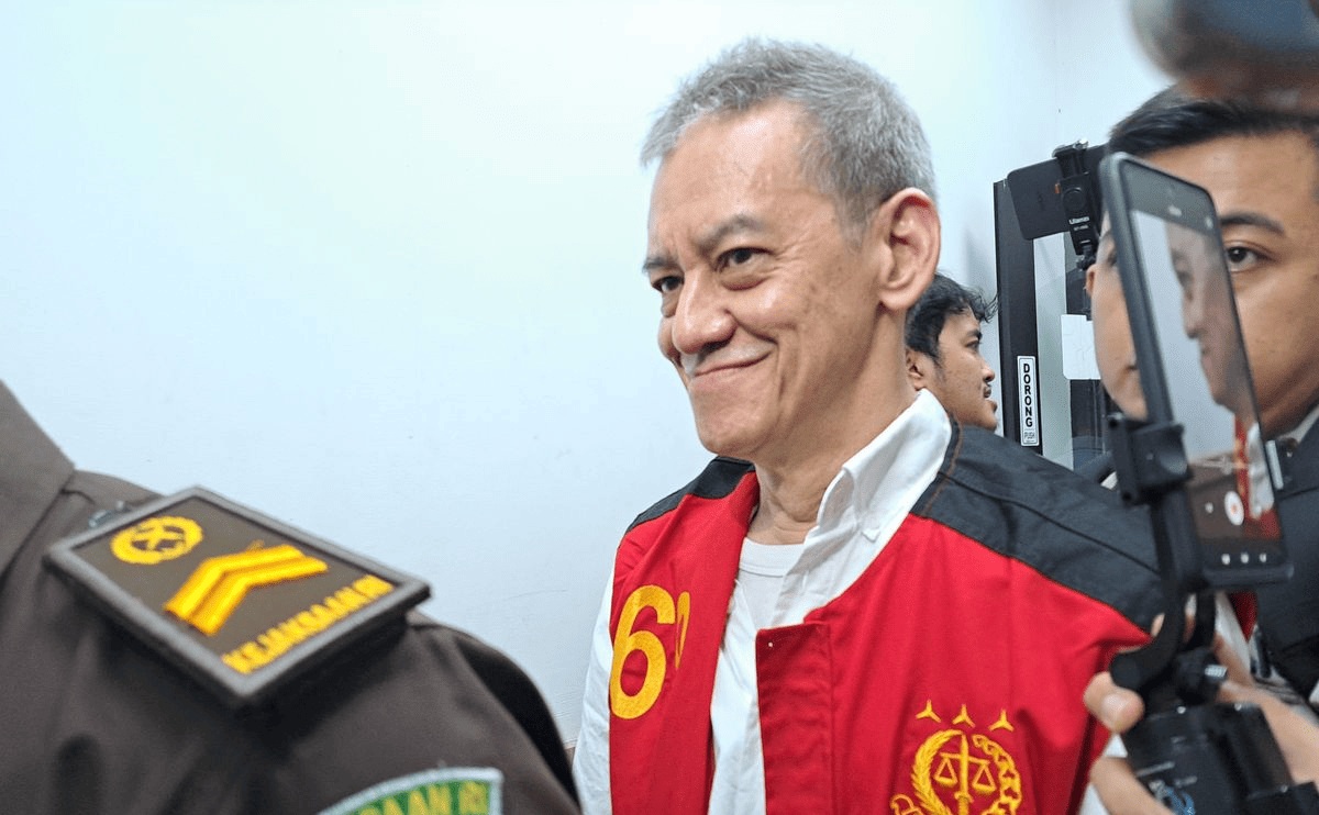 Fariz RM divonis 10 bulan penjara. 